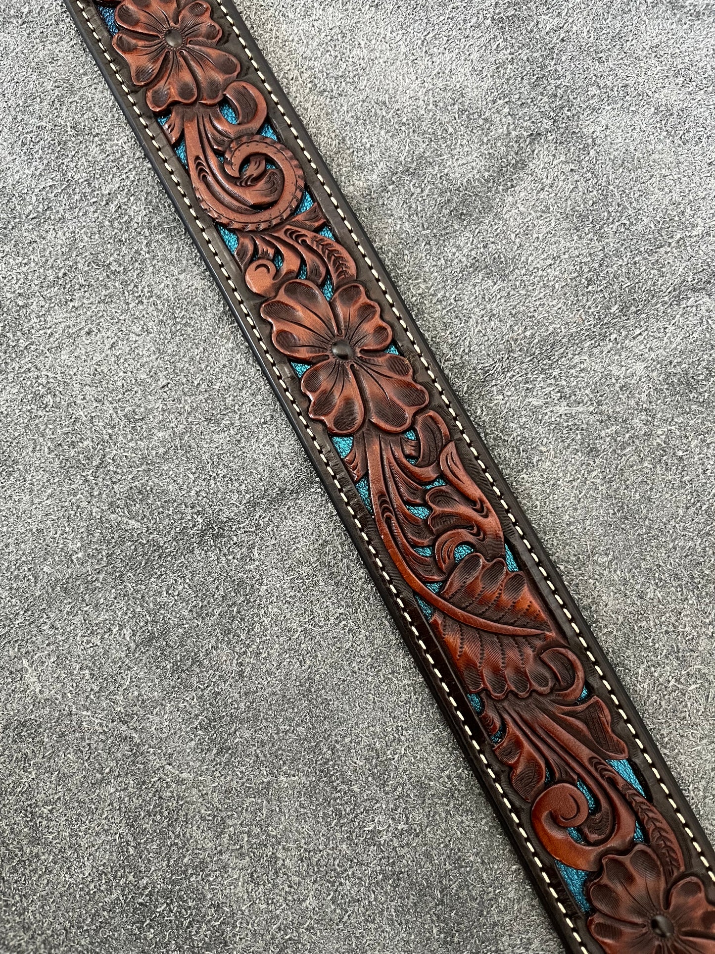Size 32 candy blue inlayed belt