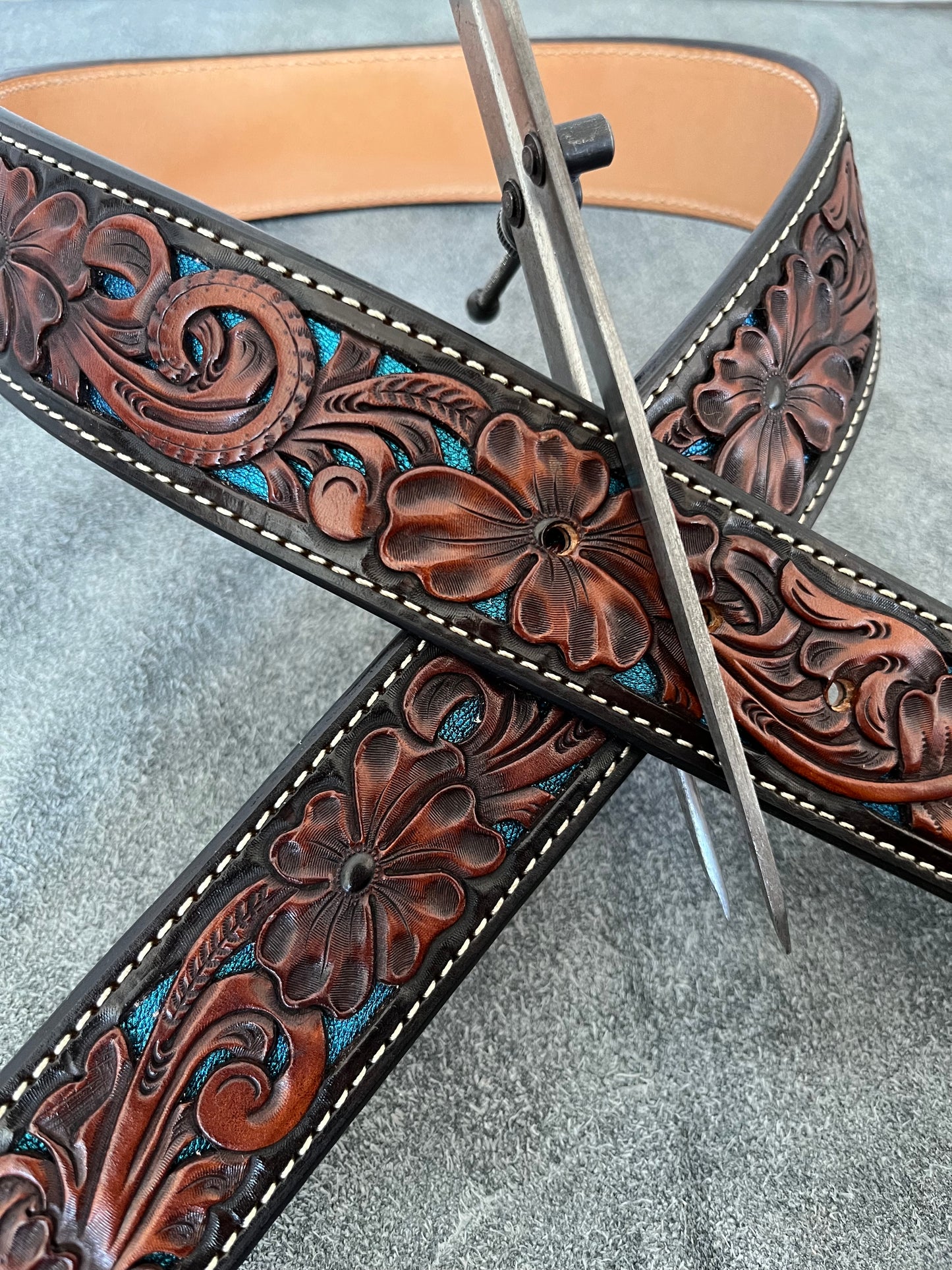 Size 32 candy blue inlayed belt