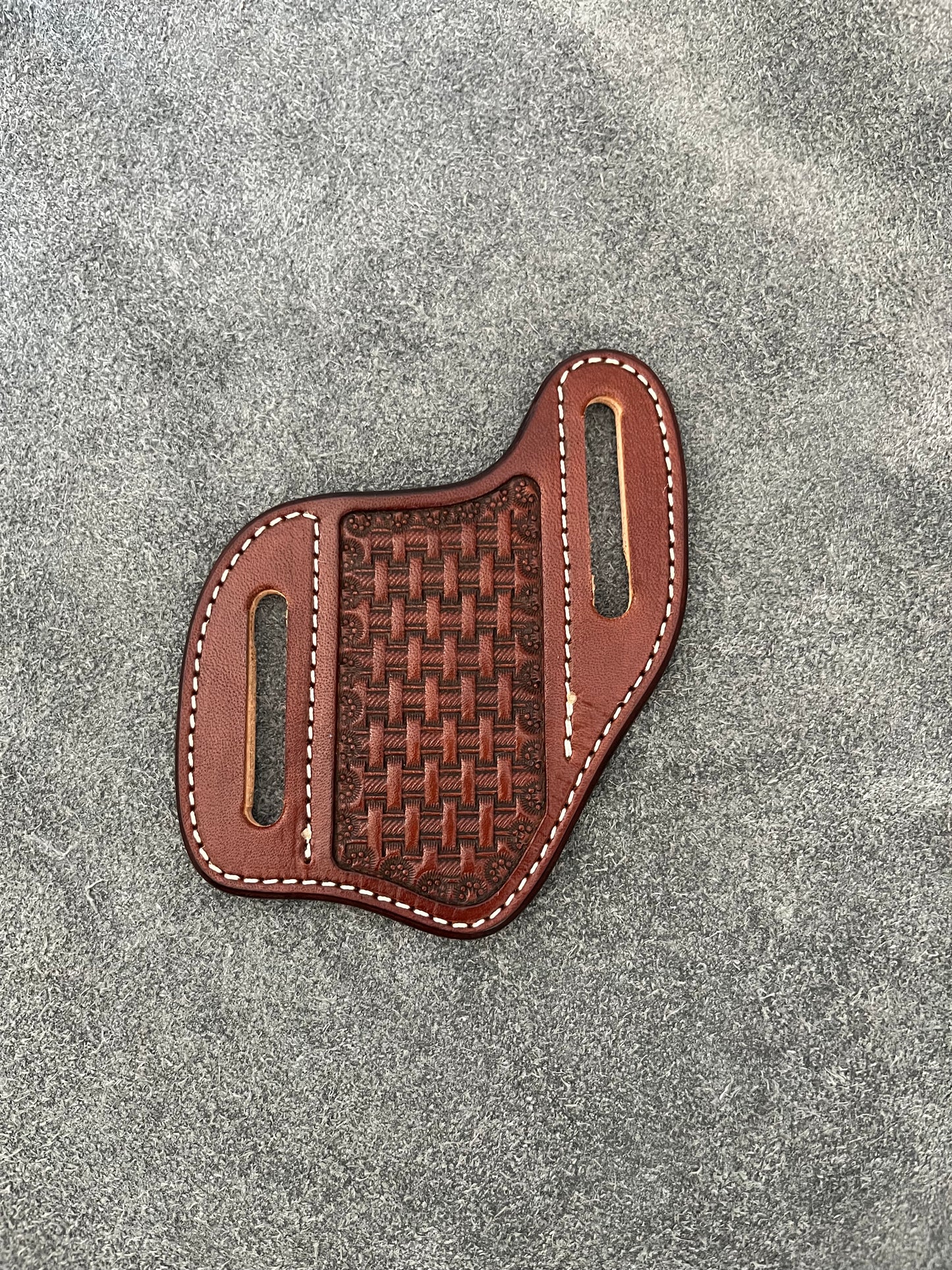 Custom knife sheath (Deposit only)