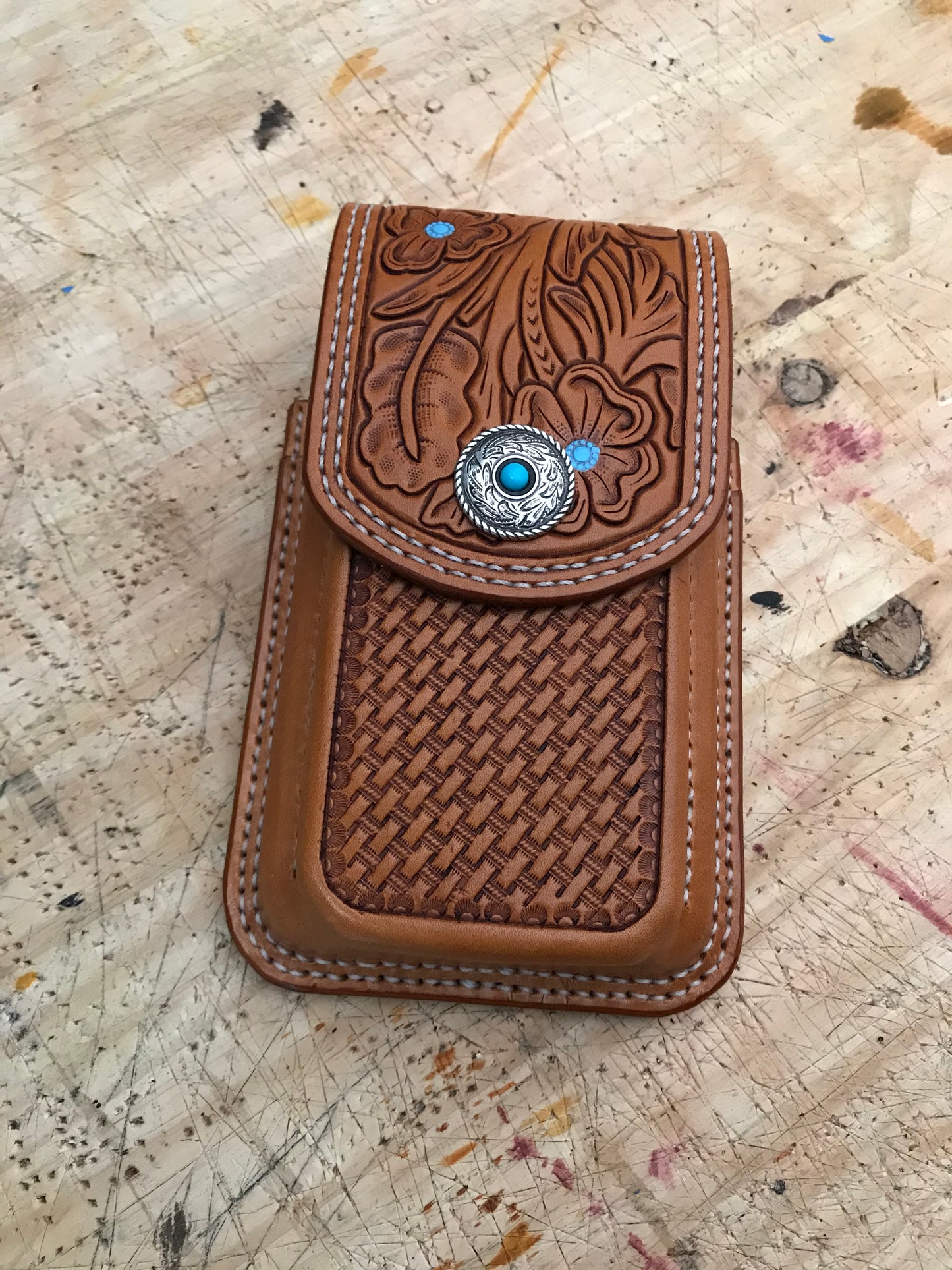 Custom phone holster (deposit only)