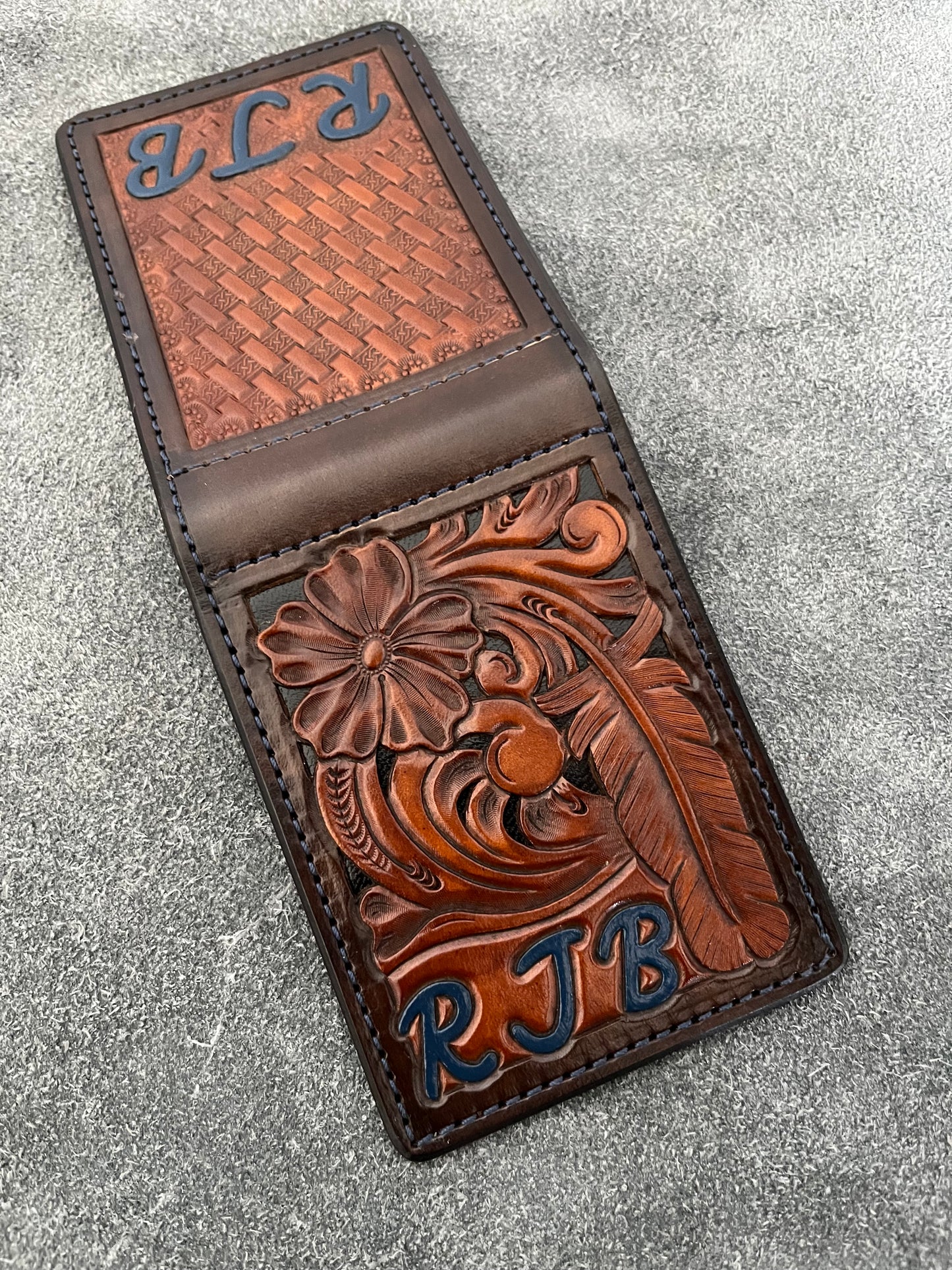 Custom money clip wallet. (Deposit only)