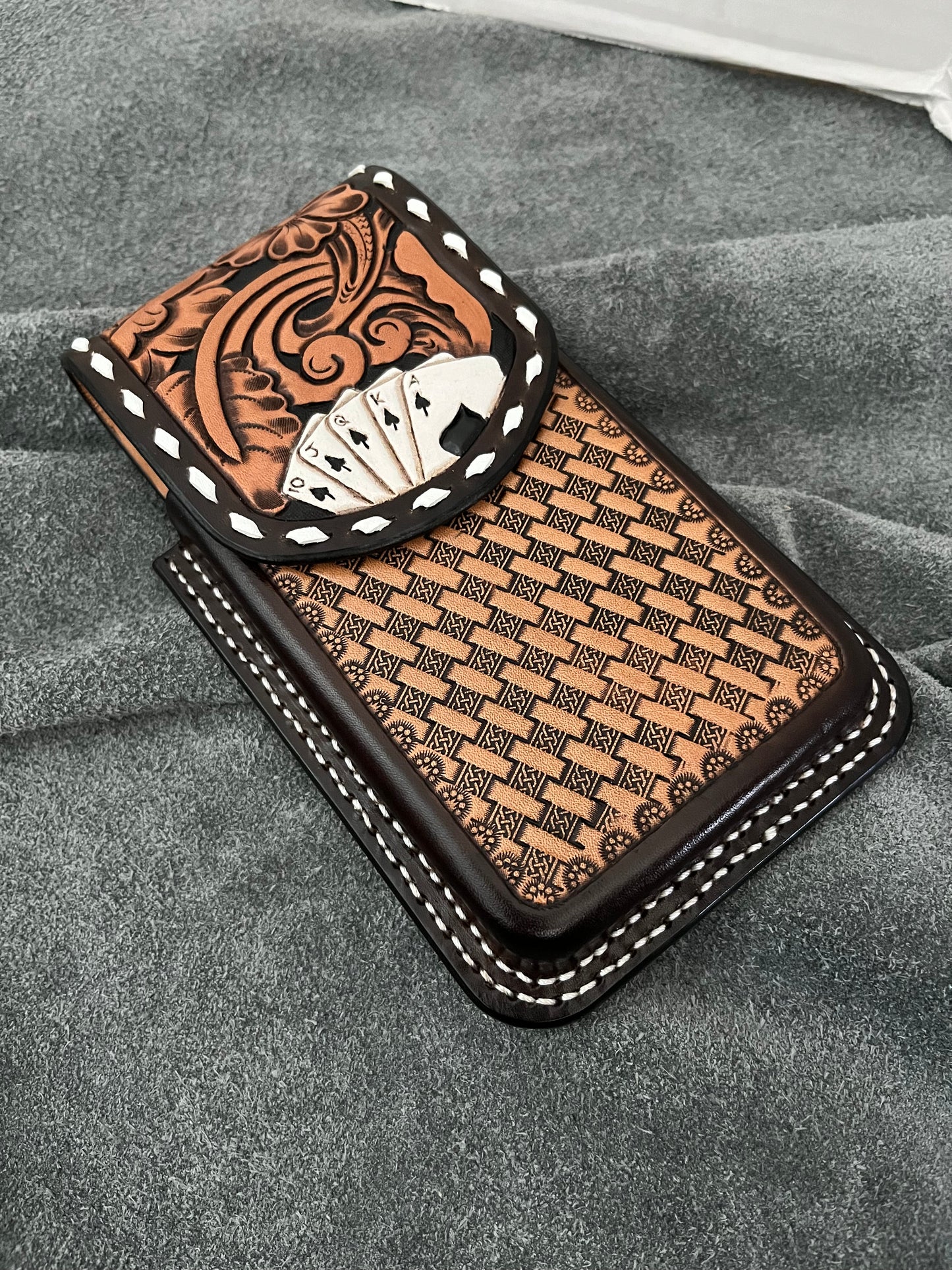 Custom phone holster (deposit only)