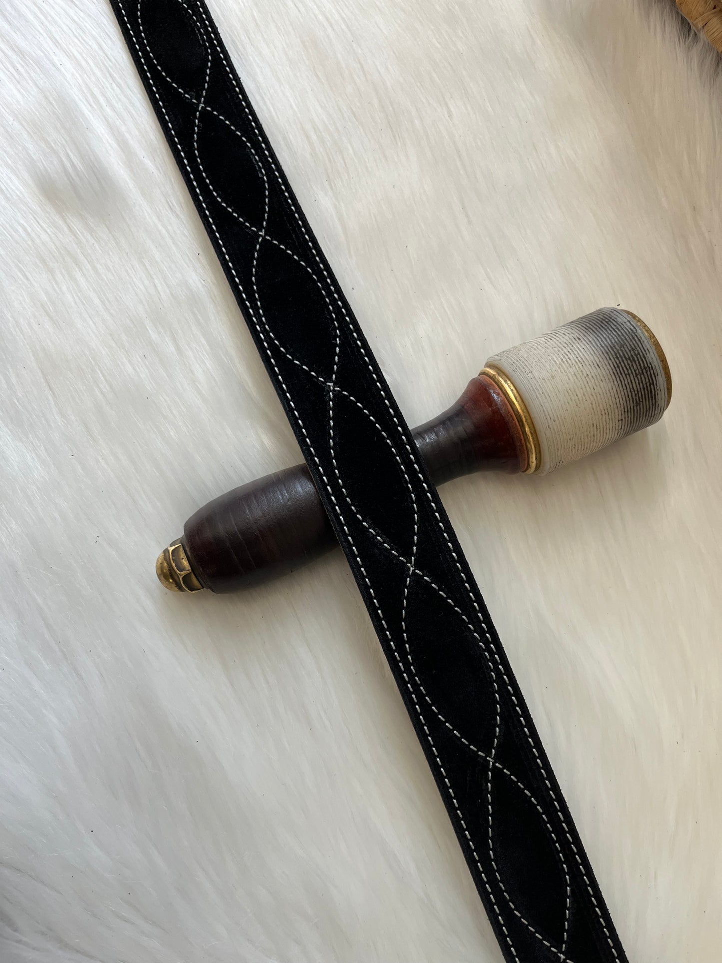 Black suede belt  Oval stitching