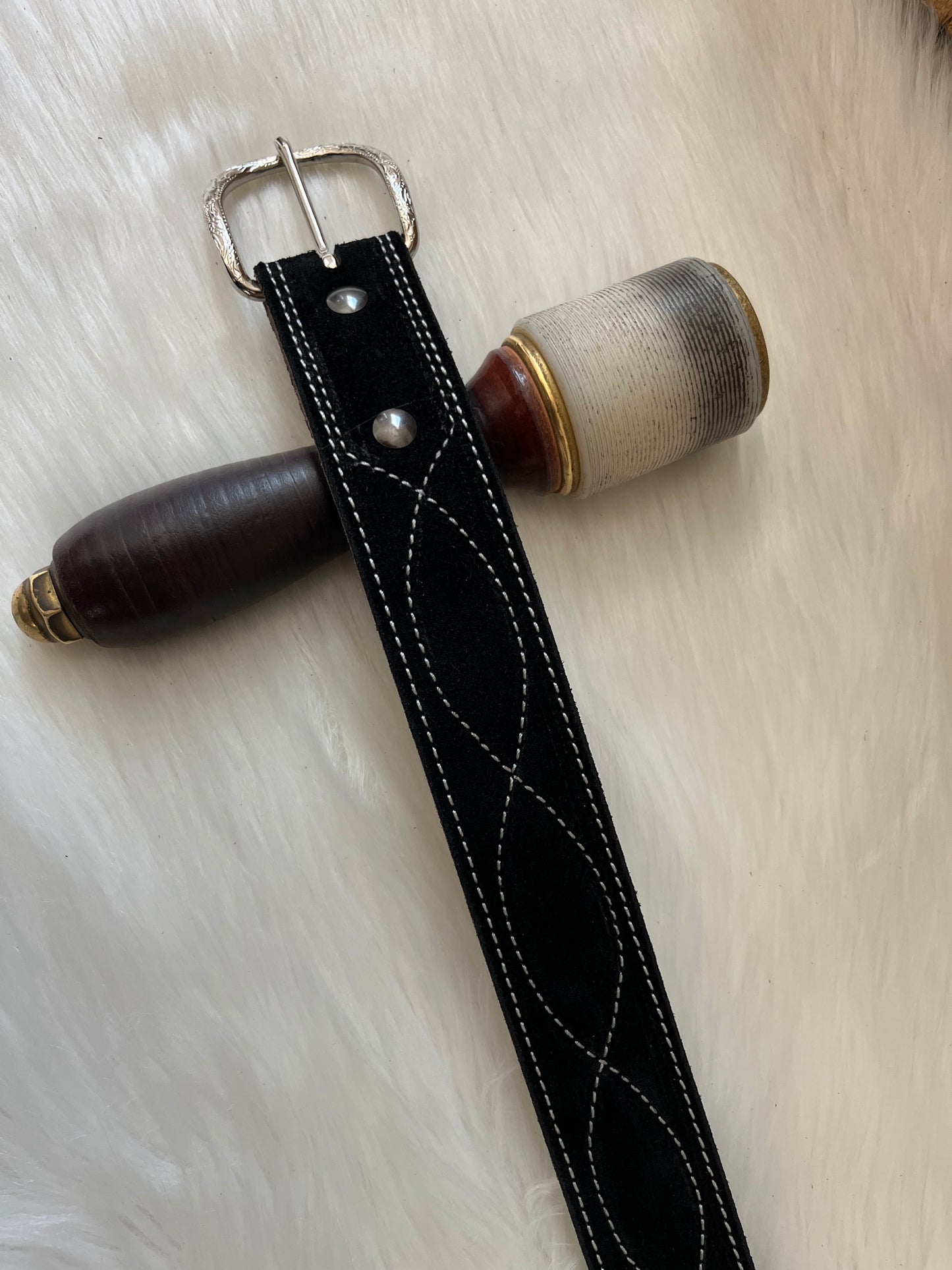Black suede belt  Oval stitching